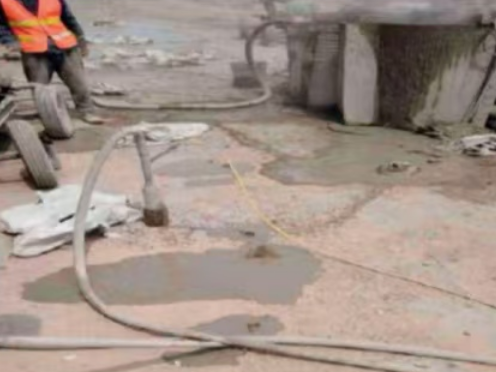 岱岳水泥混凝土路面板底注浆技术 路面脱空注浆整治方案